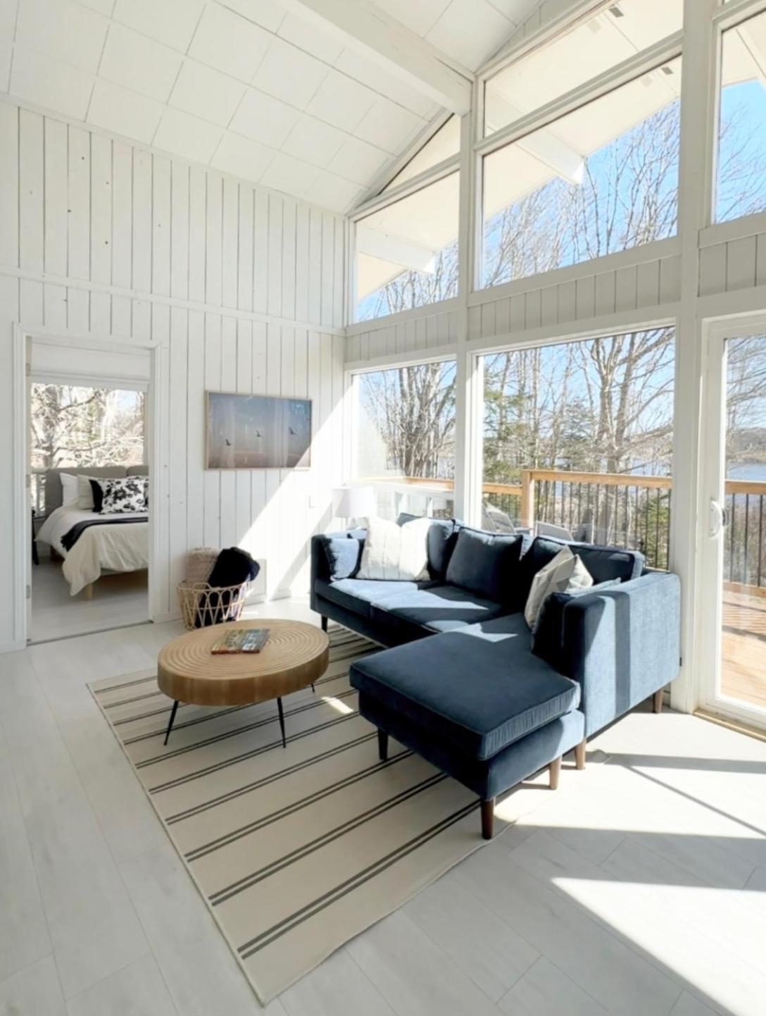 Blissful Oceanfront Cottage In Port Mouton Εξωτερικό φωτογραφία